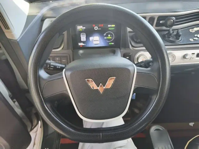 Wuling Hongguang Mini EV — Фото автомобиля 10