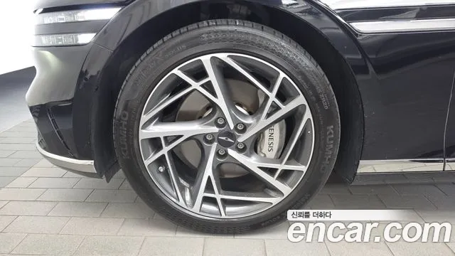 Genesis G90 RS4 — Фото автомобиля 5