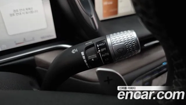 Genesis G90 Бензин 3.5 турбо AWD — Фото автомобиля 25