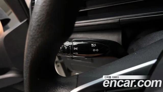Hyundai Staria Staria 4WD Tourer 11 мест — Фото автомобиля 16