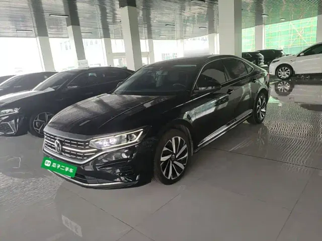 Фотография автомобиля — Volkswagen Passat