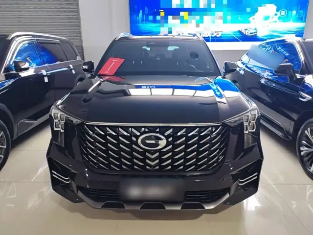 GAC Trumpchi GS8 — Фото автомобиля 2