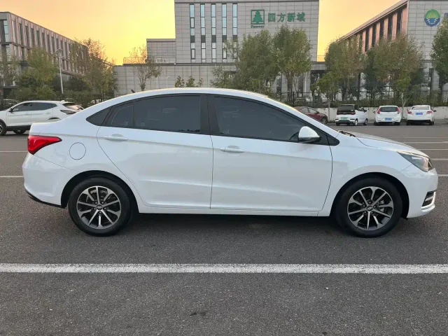 Chery Arrizo 5 2021 PRO 1.5L CVT Youth Edition — Фото автомобиля 13