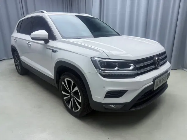 Volkswagen Tharu — Фото автомобиля 3