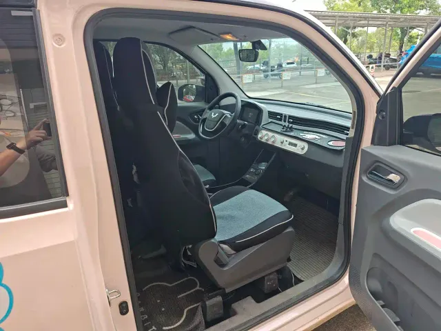 Wuling Hongguang Mini EV — Фото автомобиля 7