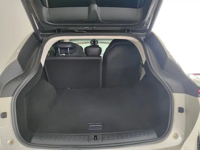 IM Motors LS7 — Фото автомобиля 16