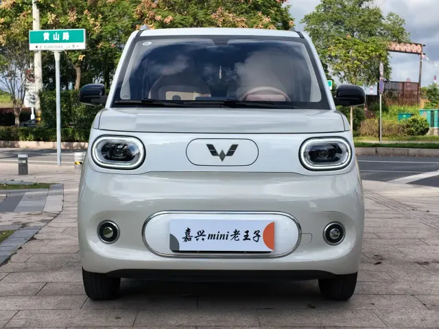 Wuling Hongguang Mini EV — Фото автомобиля 2