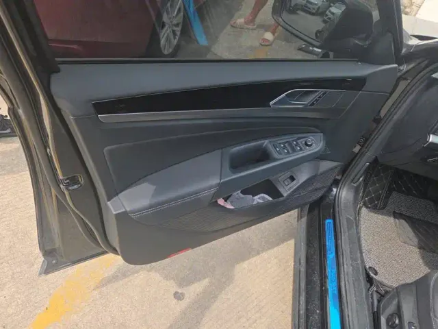 Volkswagen Passat — Фото автомобиля 7
