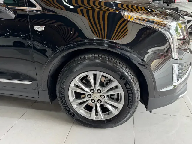 Cadillac XT5 — Фото автомобиля 16