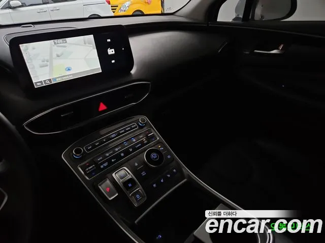 Hyundai Santafe — Фото автомобиля 9