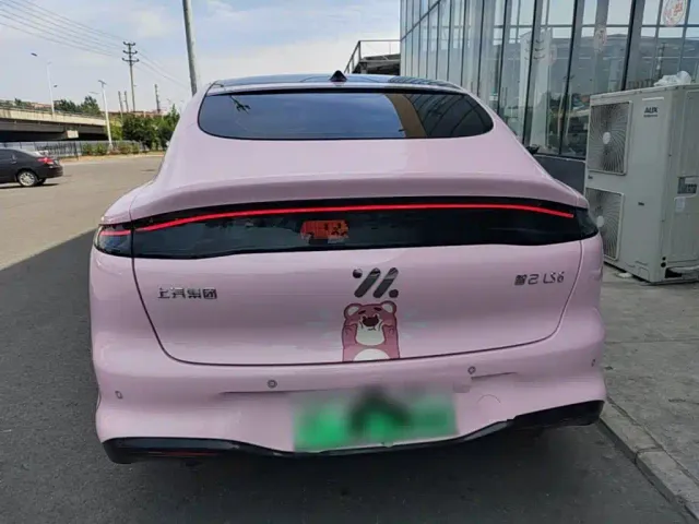 IM Motors LS6 — Фото автомобиля 5