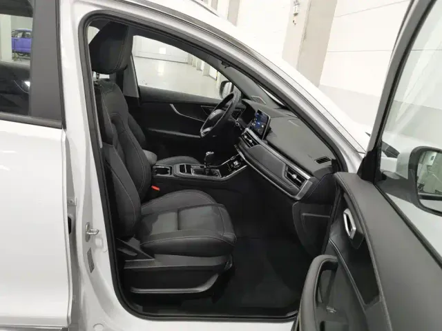 Chery Tiggo 8 — Фото автомобиля 23