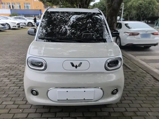 Wuling Hongguang Mini EV — Фото автомобиля 2