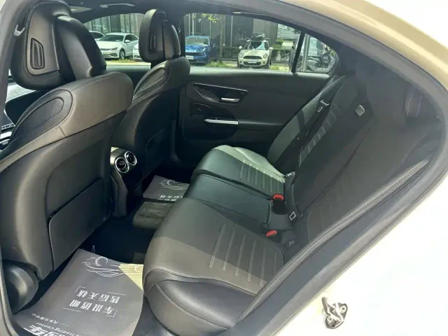 Mercedes-Benz C-Class — Фото автомобиля 8