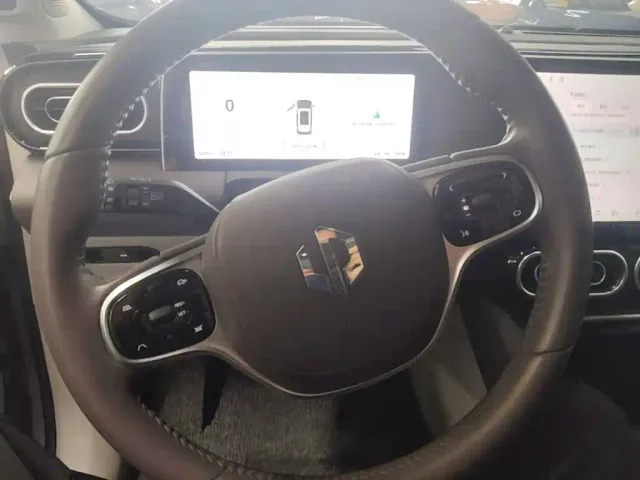 Leapmotor C11 — Фото автомобиля 10