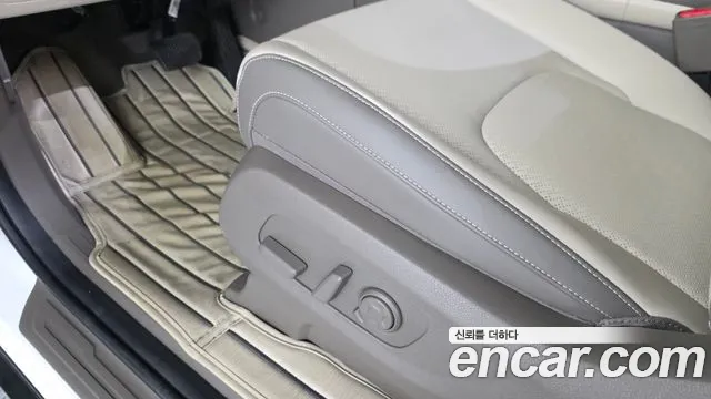 Kia Carnival 4th Gen — Фото автомобиля 29