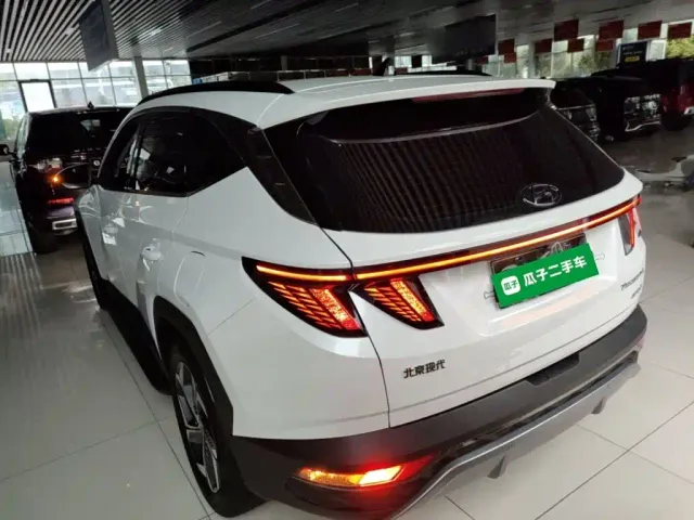 Hyundai Tucson — Фото автомобиля 4