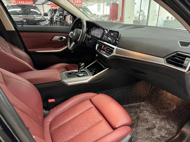 BMW 3 Series — Фото автомобиля 11