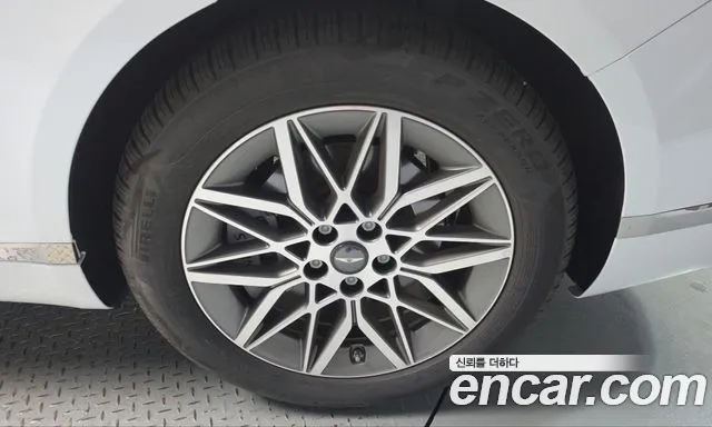 Genesis G80 RG3 — Фото автомобиля 6