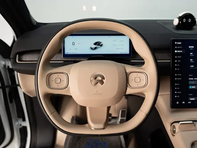 Nio EC7 — Фото автомобиля 13