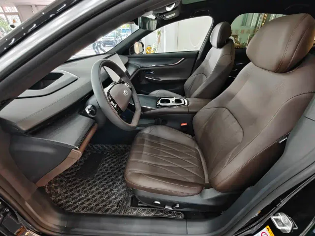 Changan Qiyuan A07 — Фото автомобиля 8