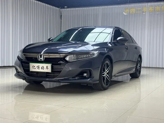 Honda Accord — Фото автомобиля 3