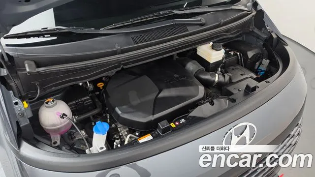 Hyundai Staria — Фото автомобиля 9