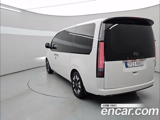Hyundai Staria — Фото автомобиля 4