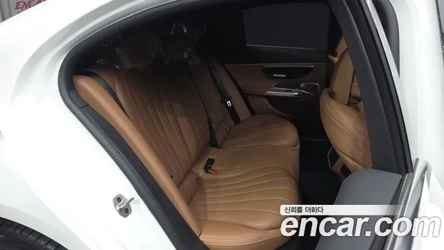 Mercedes-Benz E-Class E-класс W214 E300 4MATIC Exclusive — Фото автомобиля 11
