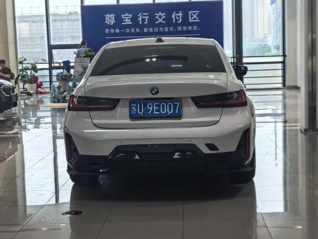 BMW 3 Series — Фото автомобиля 5
