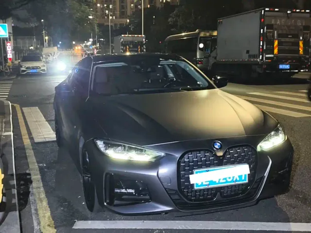BMW 4 Series — Фото автомобиля 3