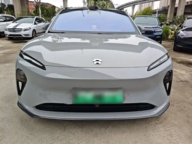 Nio ET5 Touring — Фото автомобиля 2