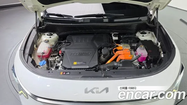 Kia Niro The All New Niro Signature — Фото автомобиля 6