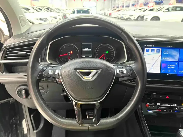 Jetta VS7 — Фото автомобиля 8