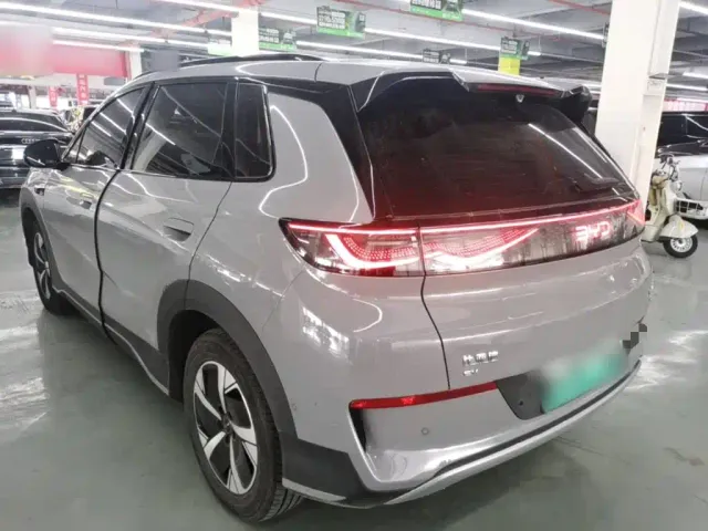 BYD Sealion 05 EV — Фото автомобиля 4