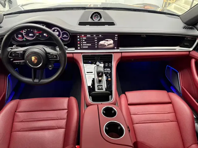 Porsche Panamera — Фото автомобиля 5