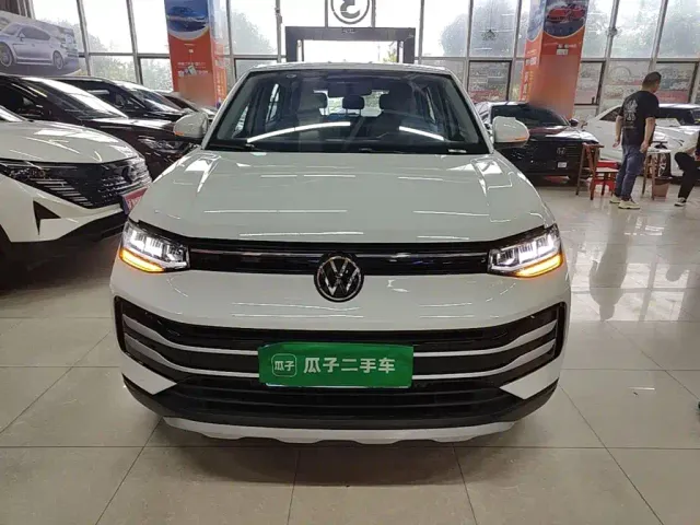 Volkswagen Tharu — Фото автомобиля 2
