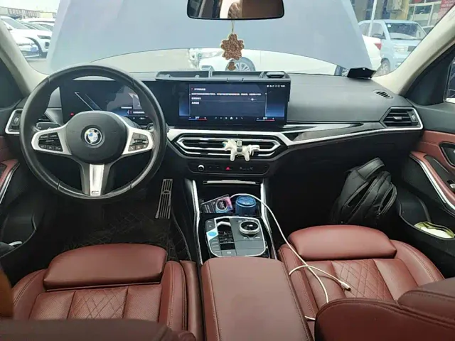 BMW i3 — Фото автомобиля 9