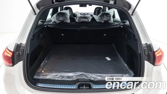 Mercedes-Benz GLC-Class — Фото автомобиля 11