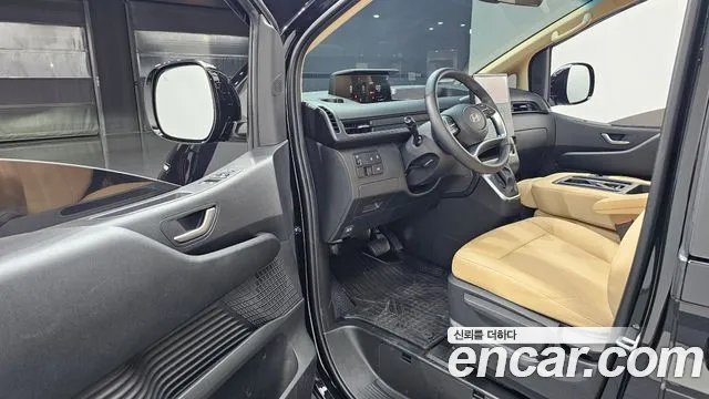 Hyundai Staria — Фото автомобиля 10