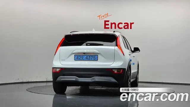 Kia Niro Niro (New) — Фото автомобиля 4