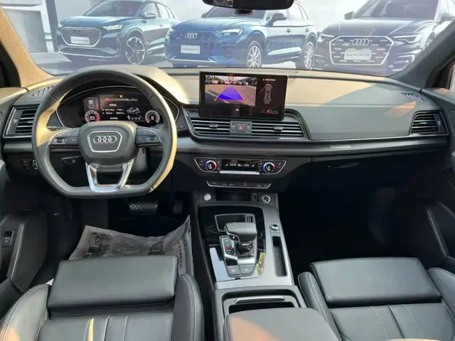 Audi Q5L — Фото автомобиля 6