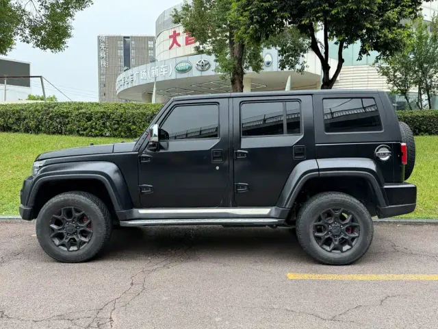 BAIC BJ40 — Фото автомобиля 3