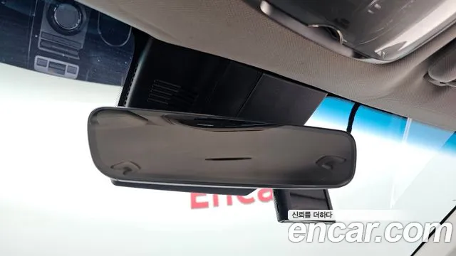 Genesis GV70 2.5T Бензин AWD — Фото автомобиля 16