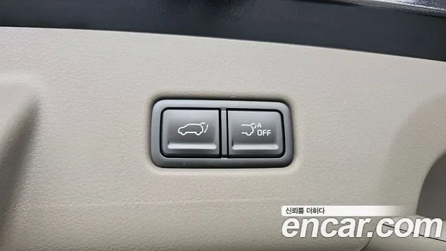 Kia Carnival Generation 4 — Фото автомобиля 16