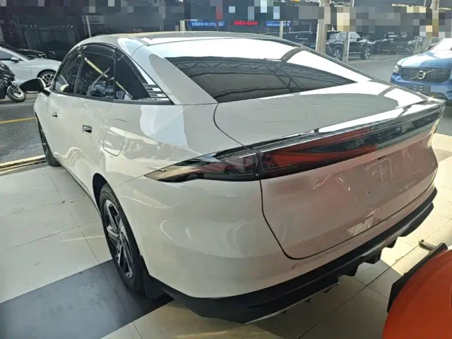 Geely Galaxy L6 — Фото автомобиля 4