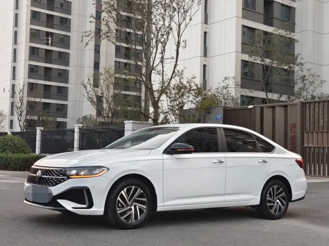 Фотография автомобиля — Volkswagen Lavida