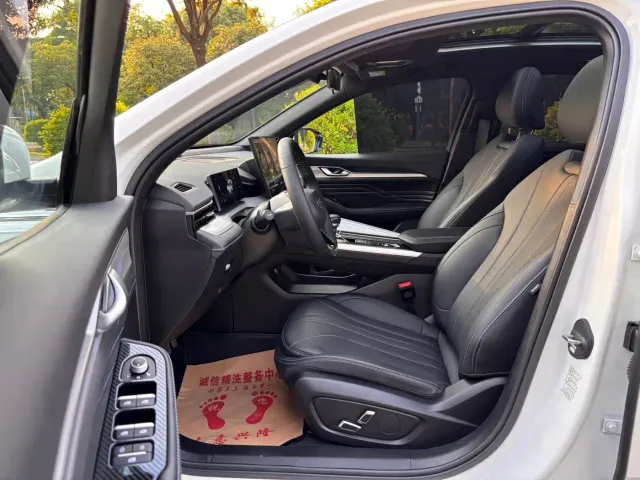 Geely Xingrui — Фото автомобиля 14