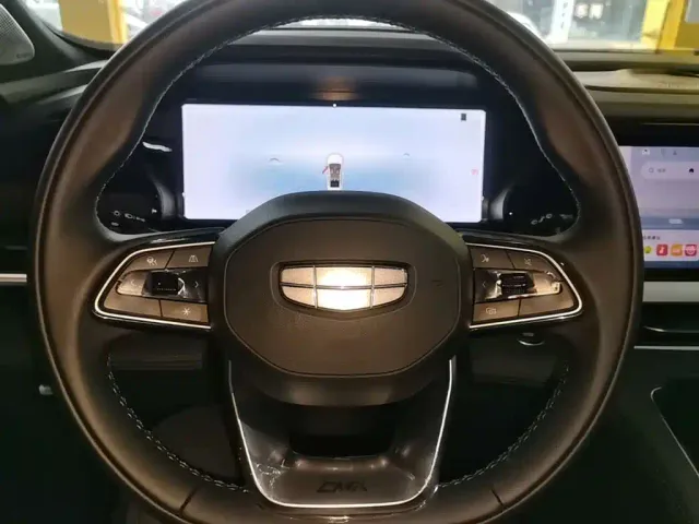 Geely Xingyue L — Фото автомобиля 10