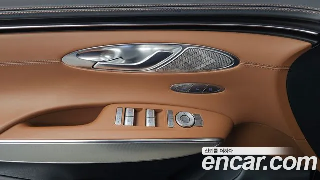 Genesis GV70 — Фото автомобиля 28